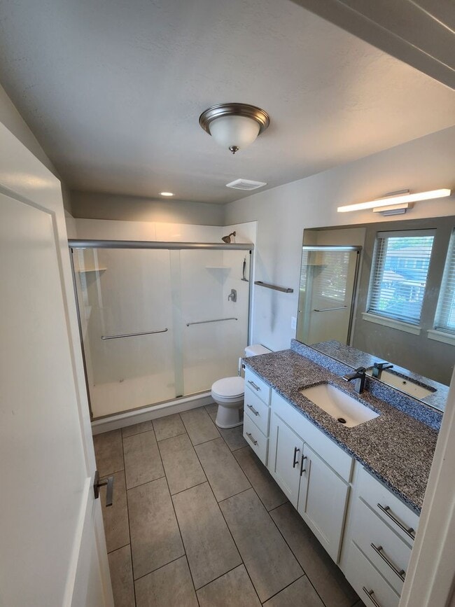 Photo - Gorgeous 4 Bedroom Home in Ogden