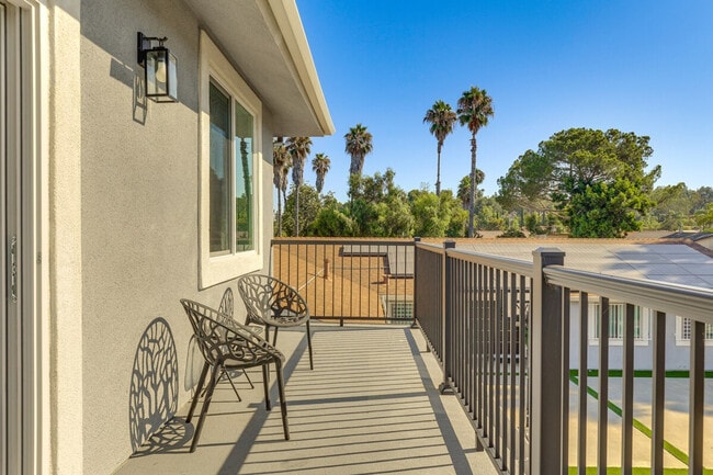 Photo - 2022 Avenida Del Diablo Unit SI ID1308385P