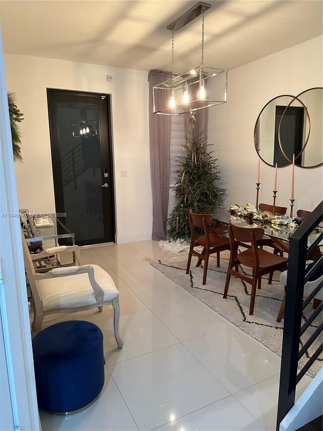 Photo - 507 SW 91st Ct