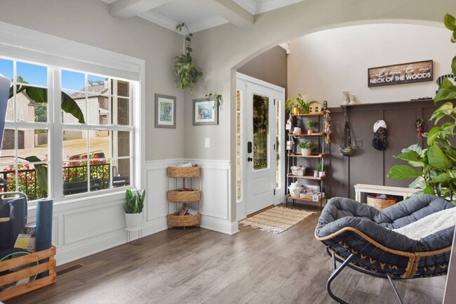Photo - Dog Friendly Four Bedroom with Bonus!