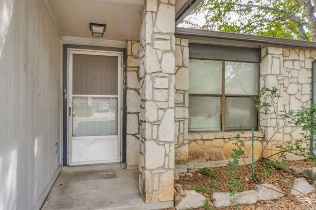7359 Corian Park Dr