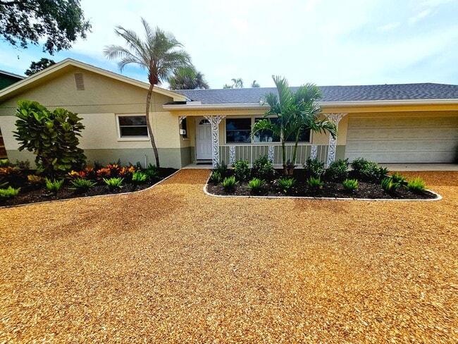 Photo - 3 Bedroom 2 Bath in Riveria Bay of St. Pete