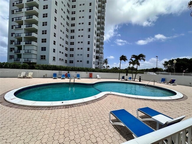 Photo - 1480 S Ocean Blvd Unidad 104