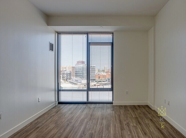 Photo - 1340 Boylston St