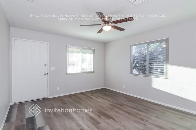 Photo - 811 E Alice Ave