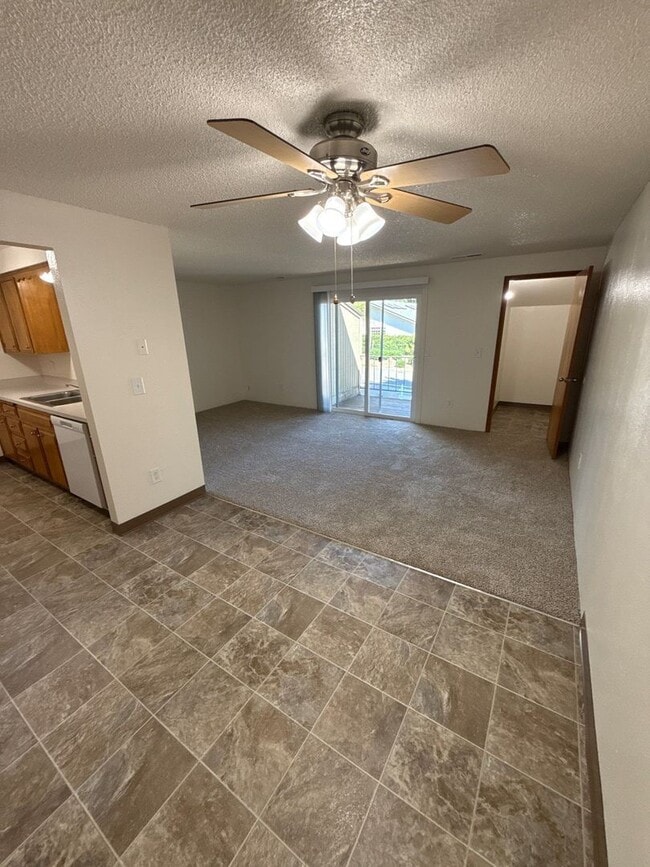 Photo - 642 Taybin Rd NW Unidad C
