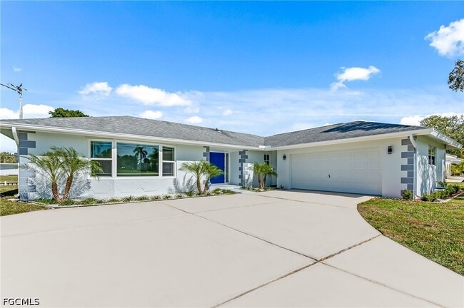Building Photo - 1729 Cascade Way