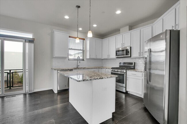 Photo - 29W710 Everton Dr