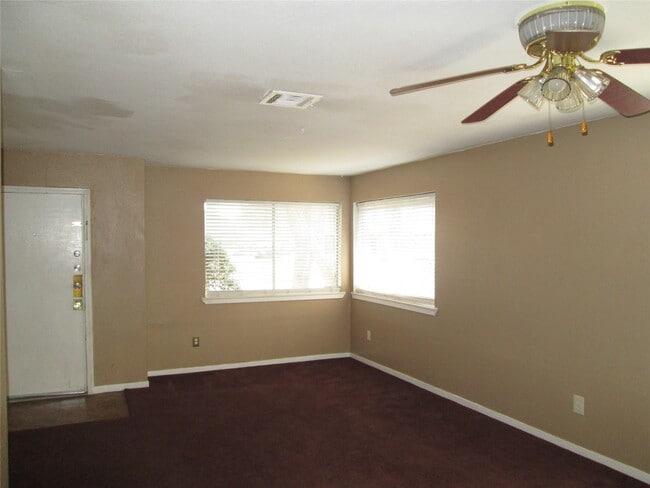 Photo - 3368 Burke Rd Unit 167