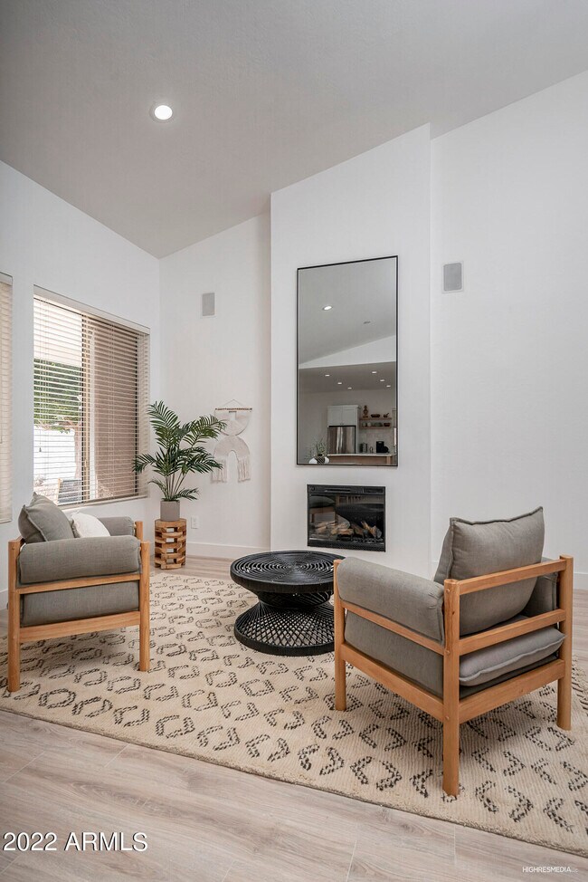 Photo - 4707 E Robin Ln