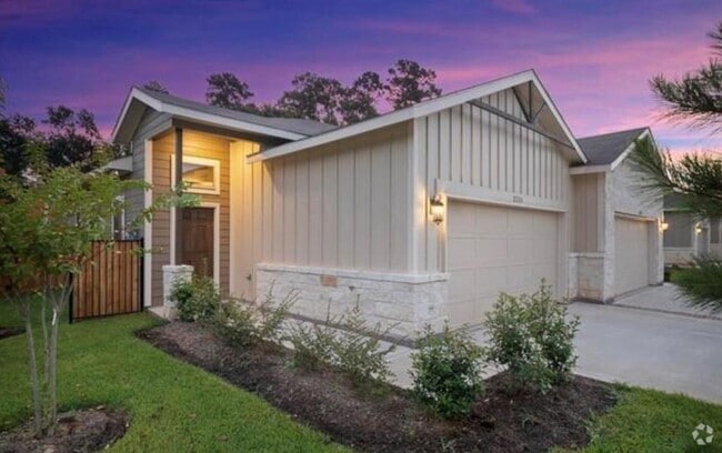 Building Photo - 218 Oakcrest Rental