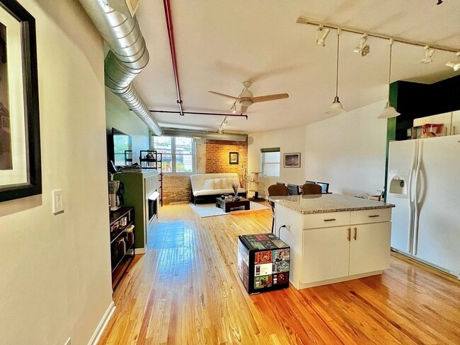 Photo - 1834 Ridge Ave