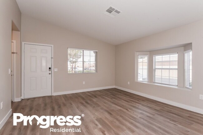 5225 Panguitch Dr