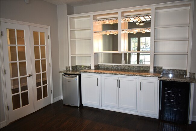 Photo - 5302 Fairwick Ct