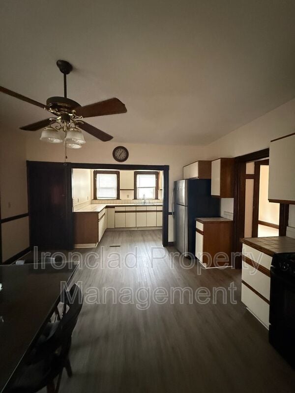 Building Photo - 27 Madison St Unit Floor 2 Rental