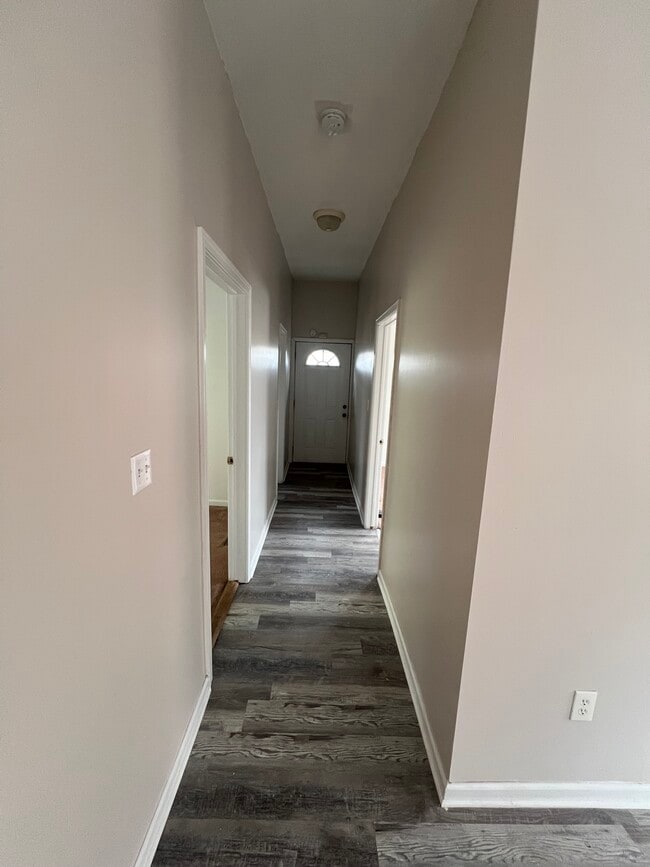 Photo - 196 Main St (unit 1)