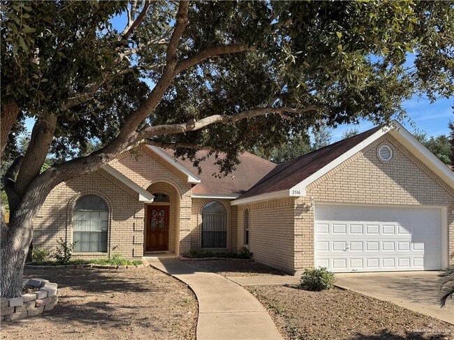 Building Photo - 28 S 32nd St