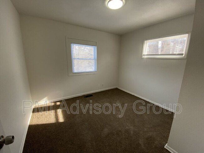 Photo - 1904 SE Pennsylvania Ave