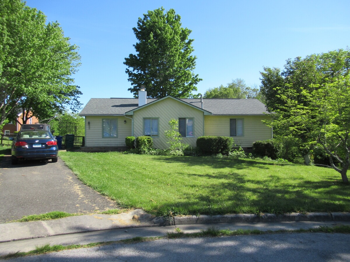 Photo - 1100 Scott Alan Cir