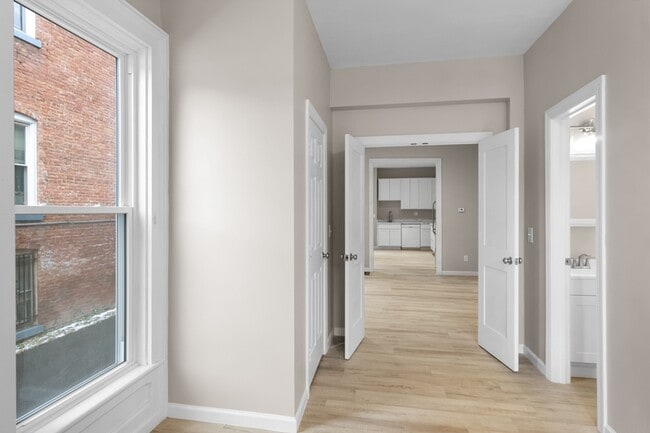 Photo - 907 Ackerman Ave