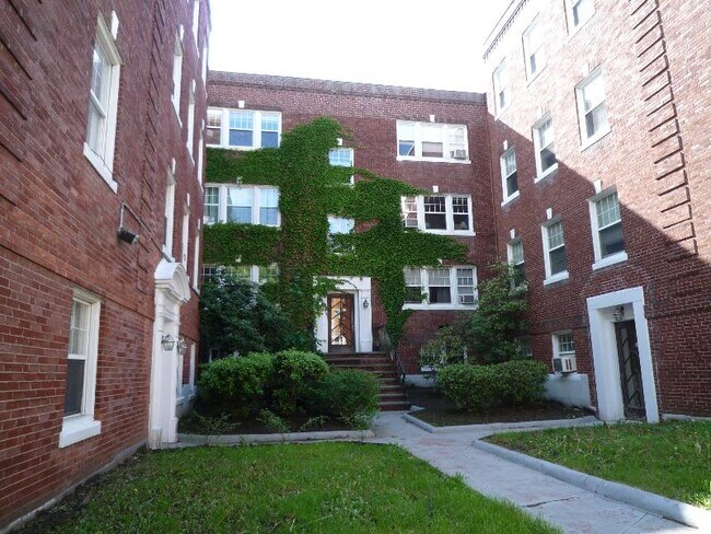 115 Longwood Ave Unit 6