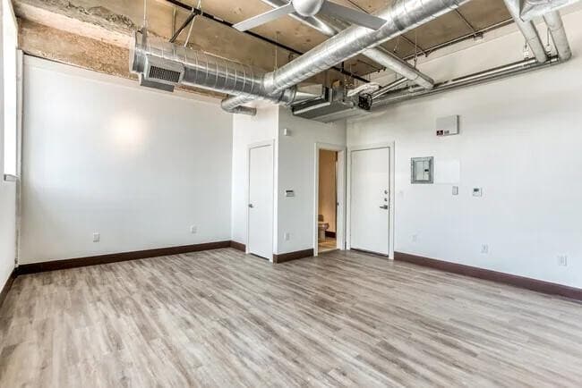 Photo - 1403 Corinth St Apartment