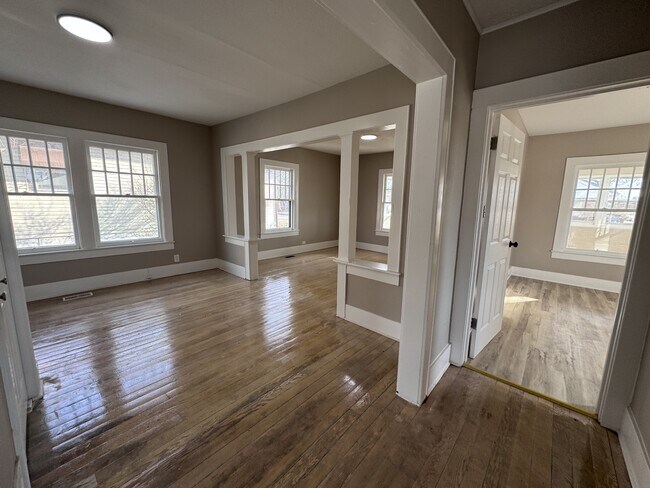 Photo - 916 E Laguna St