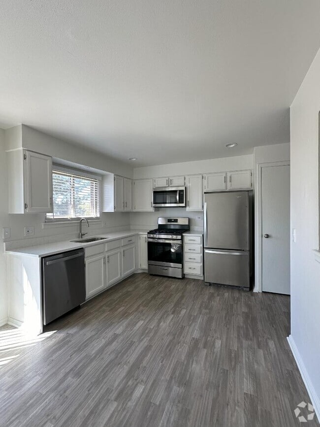 Building Photo - 18020 E Pacific Pl Rental