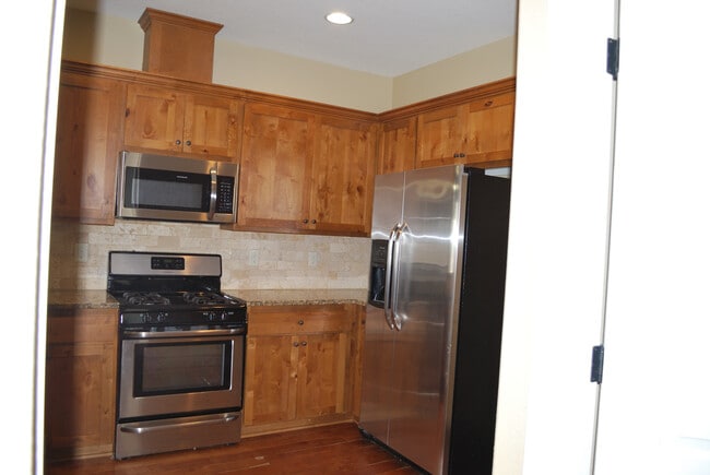 Photo - 9706 NE 75th Way