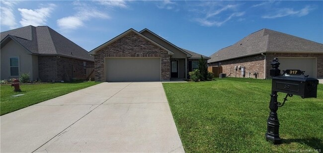 Building Photo - 317 Long Hill Dr Rental
