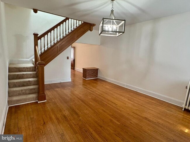 Photo - 112 E 3rd St