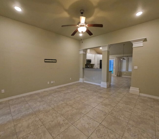 Photo - 7745 Corral Dr
