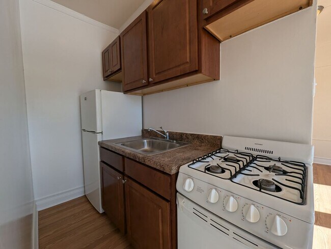 Photo - 5417 N Kenmore Ave Unit 503