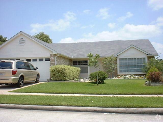 Building Photo - 16751 Colony Bend Dr Rental