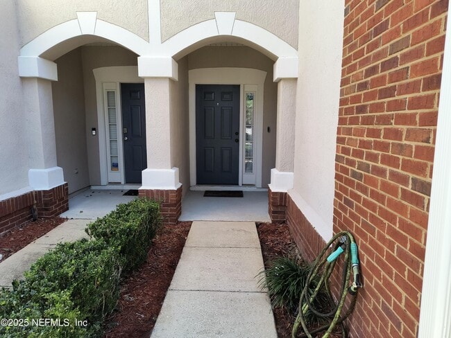 Photo - 3253 Climbing Ivy Trail