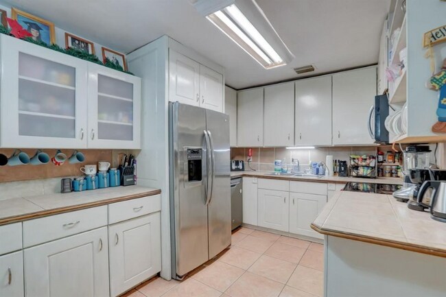 Photo - 2XXX SW 42nd St