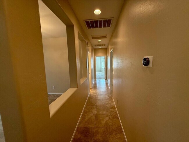 Photo - 1929 W Black Hill Rd