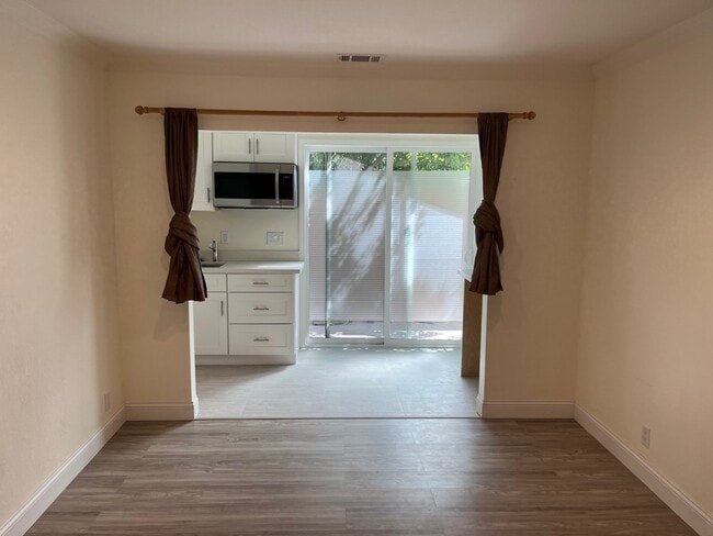 Photo - 4512 Darcelle Dr