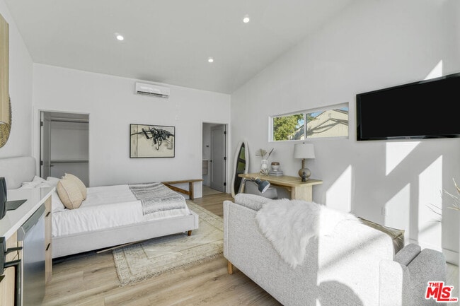 Photo - 11957 Juniette St