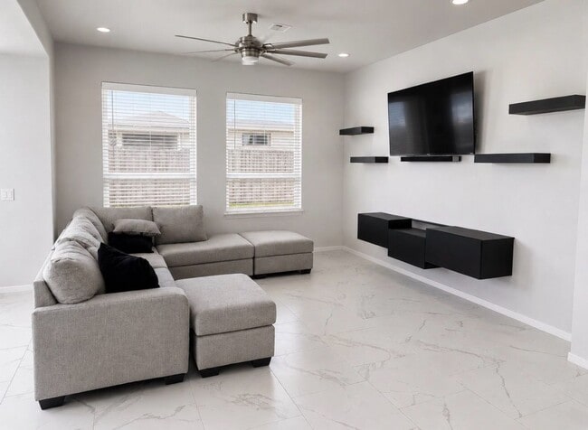 Photo - odern Living, Prime Location, Endless Convenience