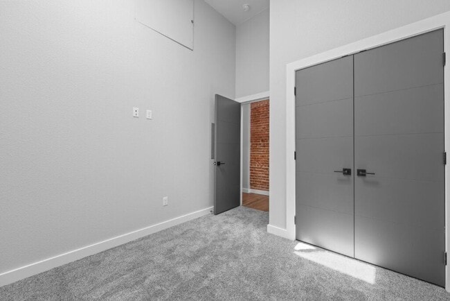The Avenue Lofts Golden