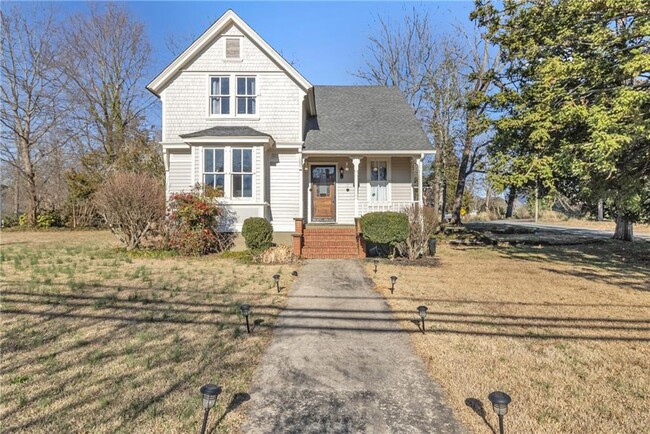 Photo - 225 S Park St