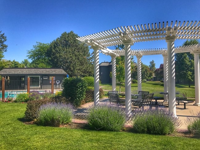 Building Photo - Glenmoor Green I & II Rental