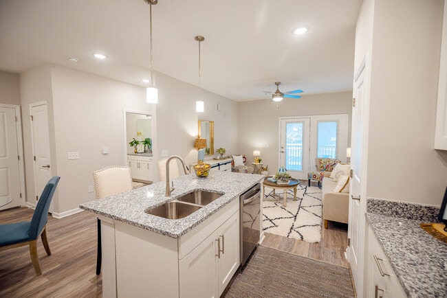 Grand Oaks Apartments in Burlington, NC