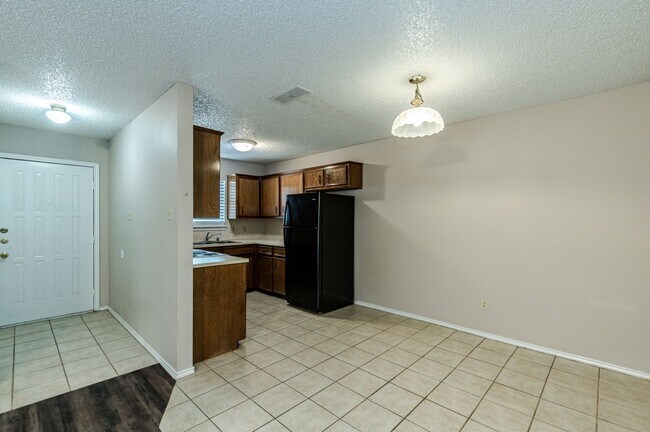 Photo - 6112 38th St Unit A