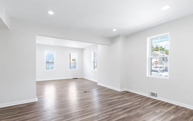 Photo - Beautiful 3 Bedroom, 2.5 Bath in Lancaster, Pa!!
