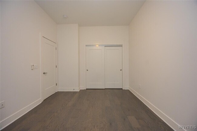 Building Photo - 1020 Elmwood Ave