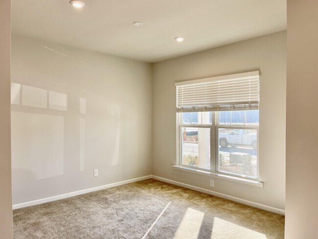 Photo - 5899 Wheeler Ridge Rd