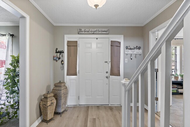 Photo - 2508 Memorial Dr