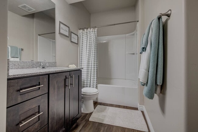 Photo - Pinnacle Highbury